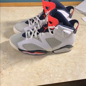 Retro Jordan 6 (Clean) Size 12